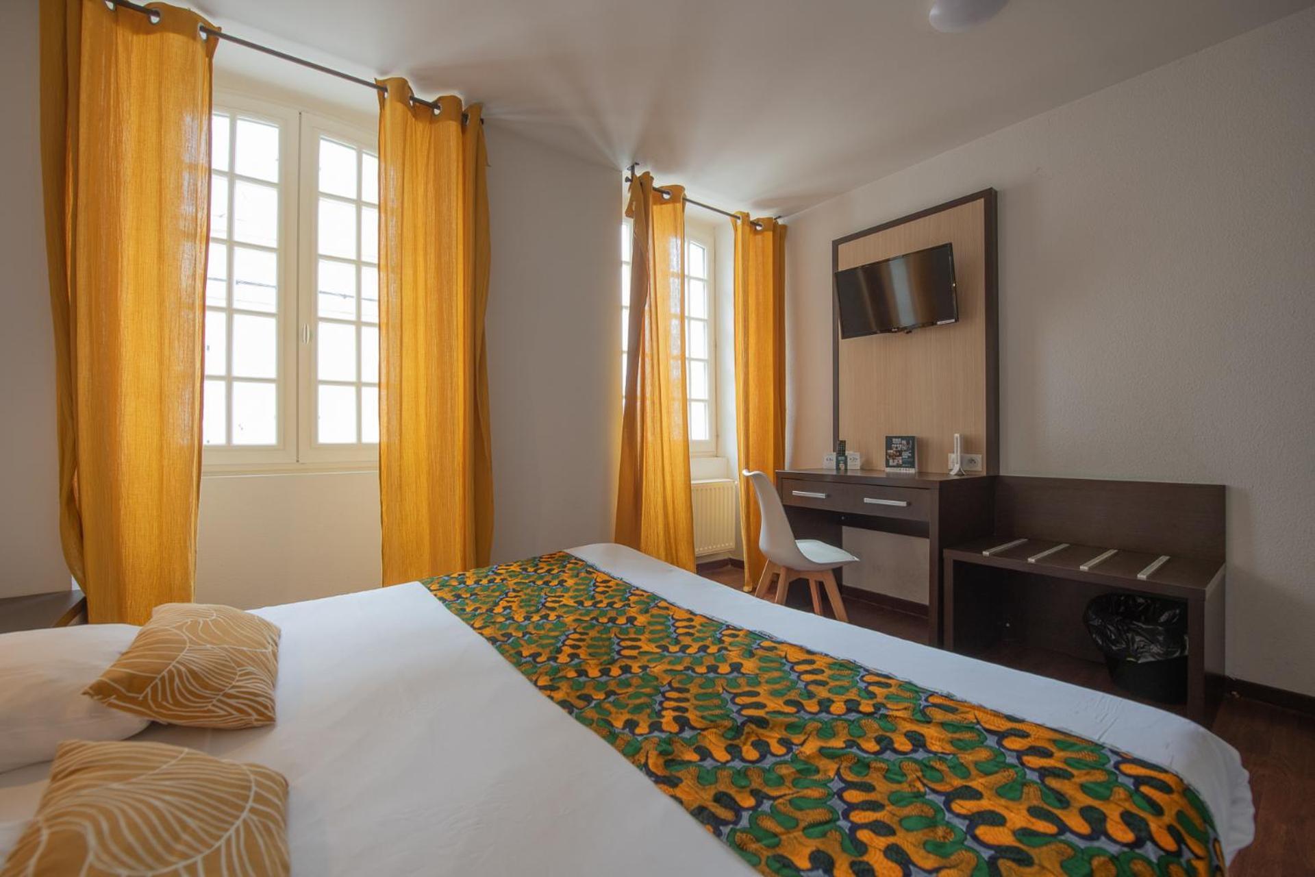 Logis Hotel Le Commerce Navarrenx Buitenkant foto